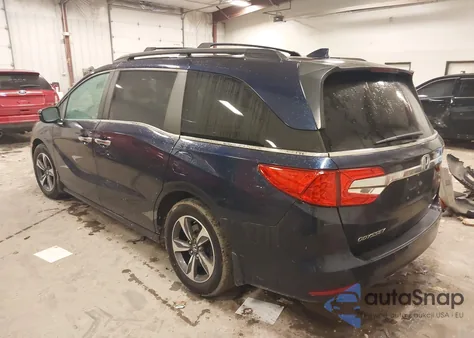 2019 Honda Odyssey Touring z USA, uszkodzony, nr VIN 5FNRL6H82KB027149